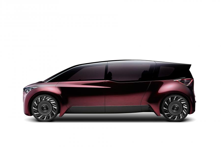 Toyota Fine-Comfort Ride 2017 года  (фото 9 из 19)